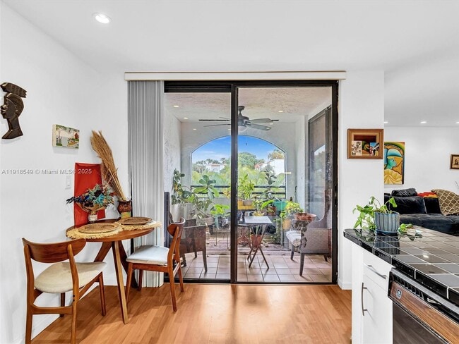 Building Photo - 3558 Magellan Cir