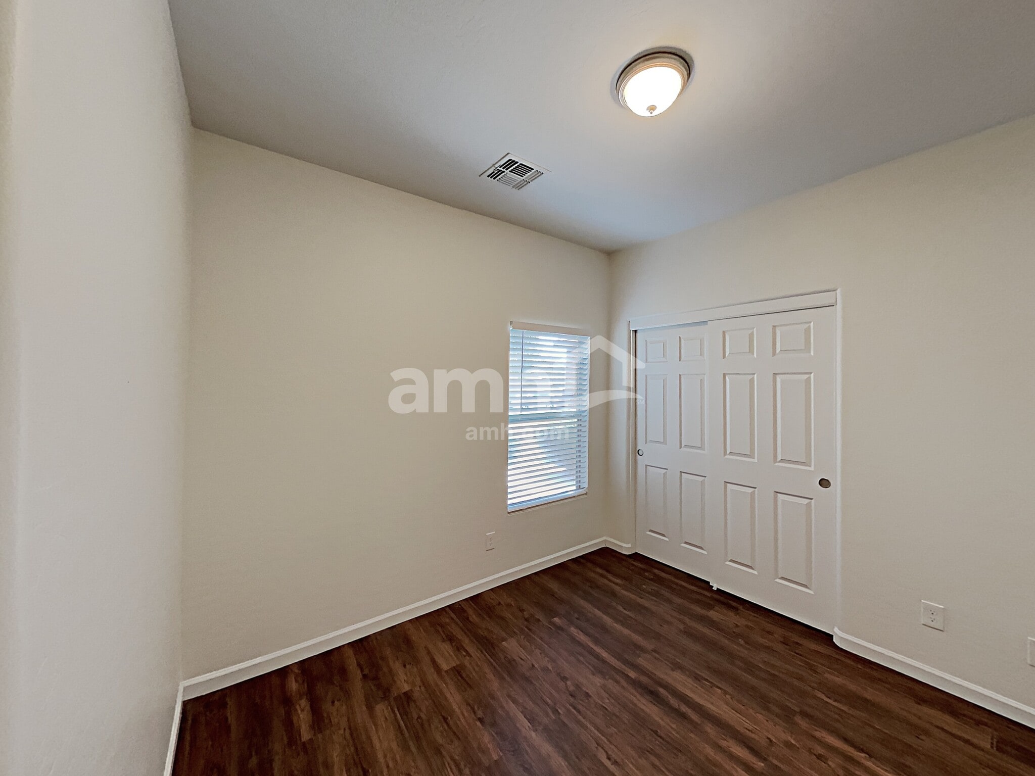 Building Photo - 15504 N 172nd Dr