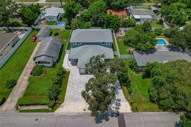 Building Photo - 1246 Bass Blvd