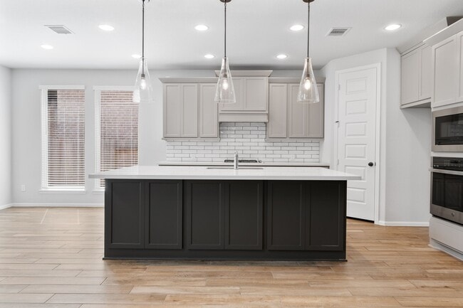 Building Photo - 5838 Turquoise Hl