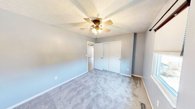 Building Photo - 5709 Nike Dr