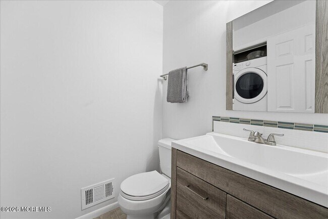 Building Photo - 3431 Bridge Ave