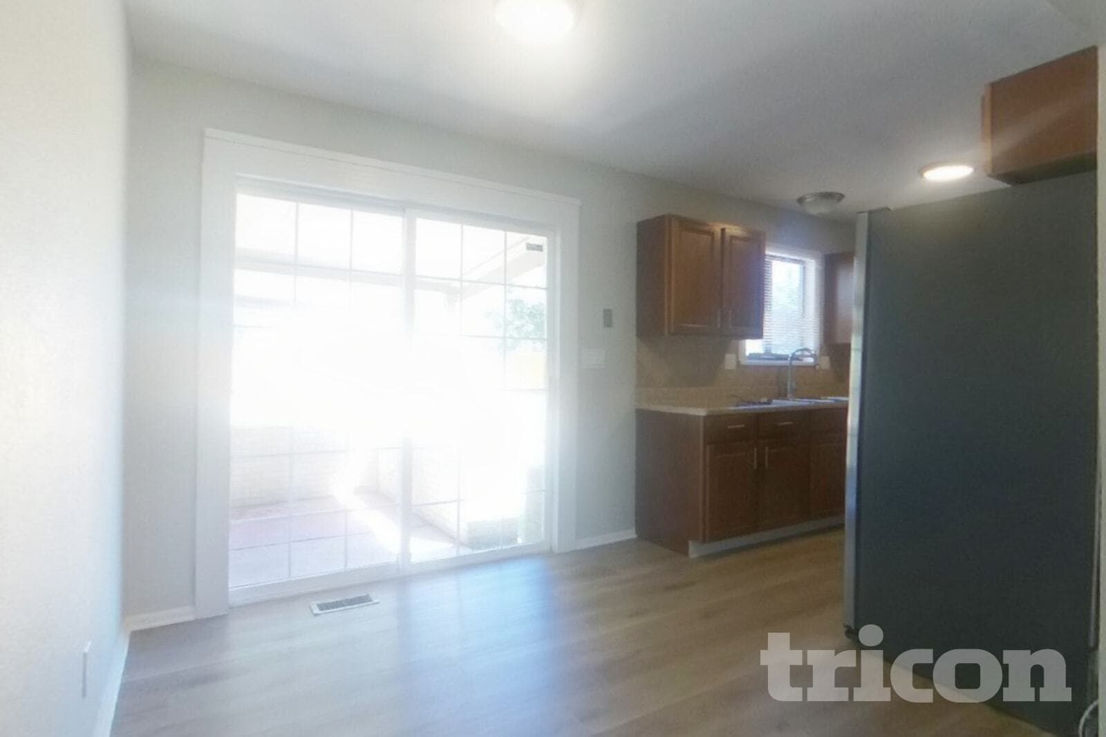 Building Photo - 2286 Farnsworth Dr