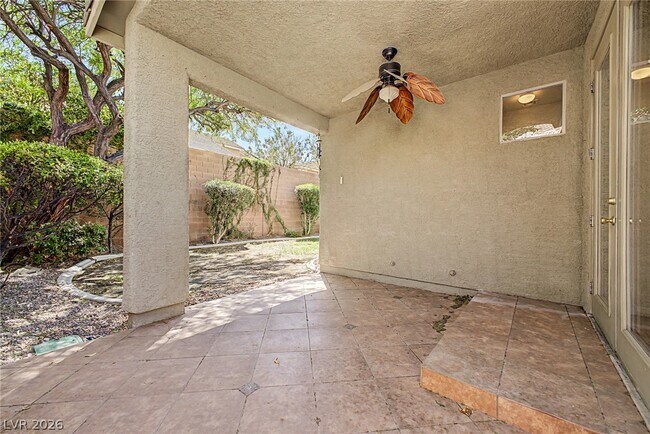Building Photo - 758 Rise Canyon Dr