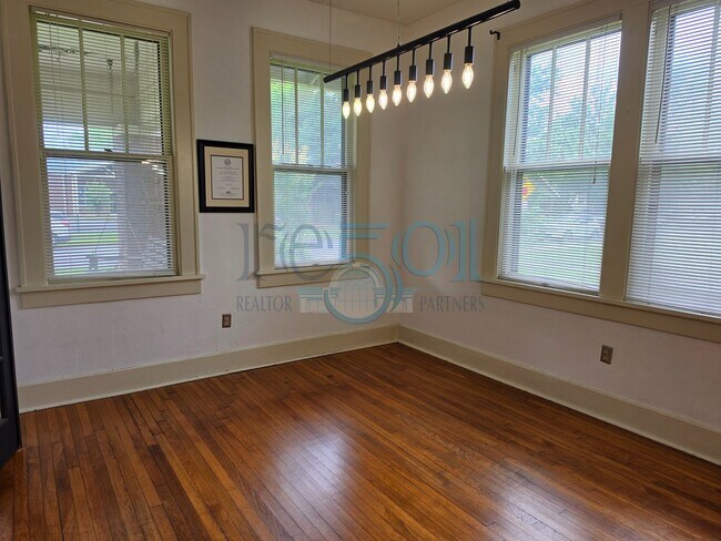 Building Photo - Charming 3BR Home in the Heart of Historic Argenta