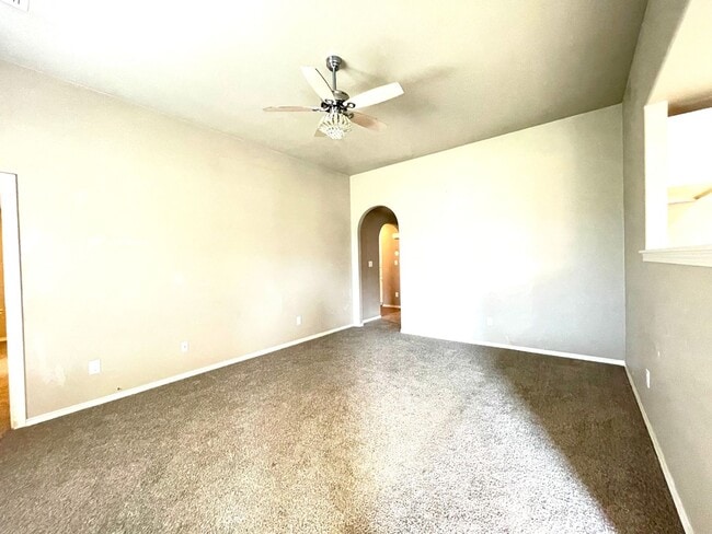 Building Photo - 3 bed 2 bath-Frenship ISD
