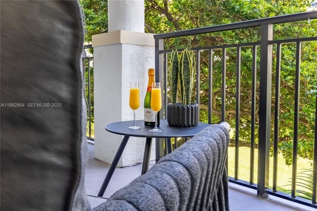 Building Photo - 3255 NE 184th St