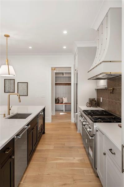 Building Photo - 1074 Moores Mill Rd NW