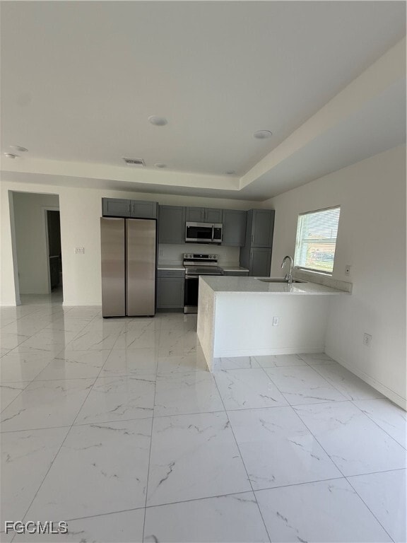 Building Photo - 418 Pinehurst Ave