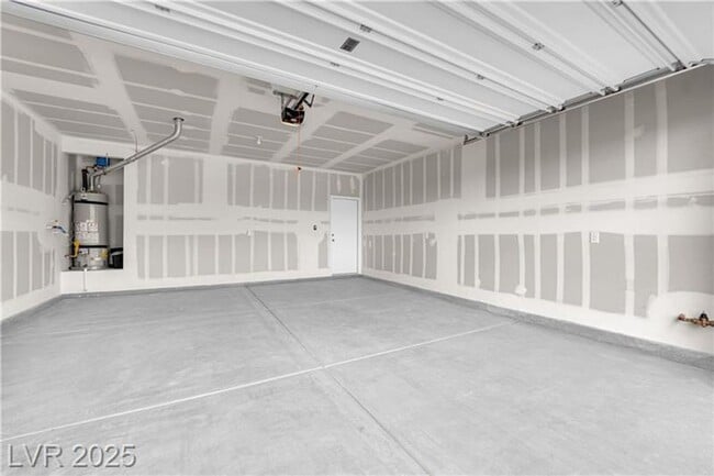 Building Photo - New Construction! Immaculate, 4 bed, 3 bat...