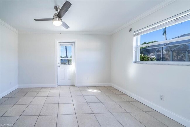 Building Photo - 4916 Viceroy St