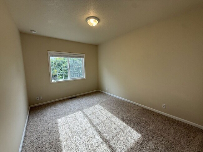 Building Photo - 3540 Sterling Woods Dr