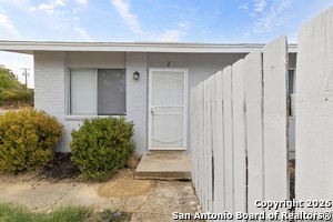 Building Photo - 6502 Spring Branch St