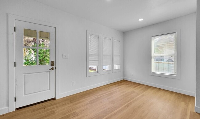 Building Photo - Newly remodeled 3BD 2BA Home in Waco - Near Baylor University