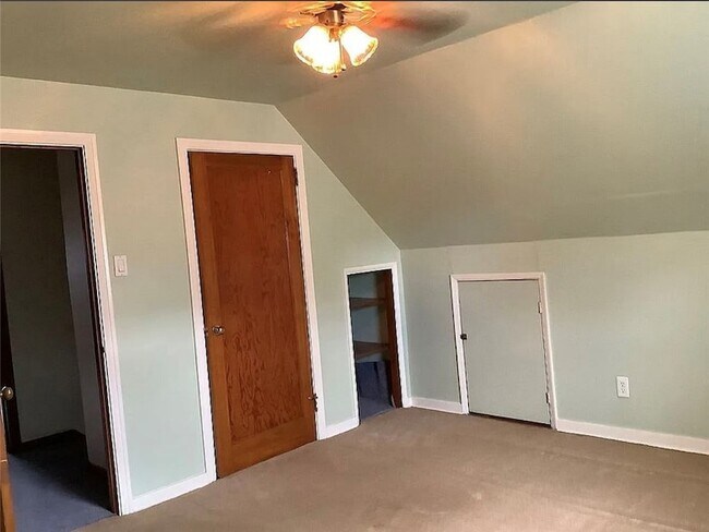 Building Photo - 2839 Reiter Rd