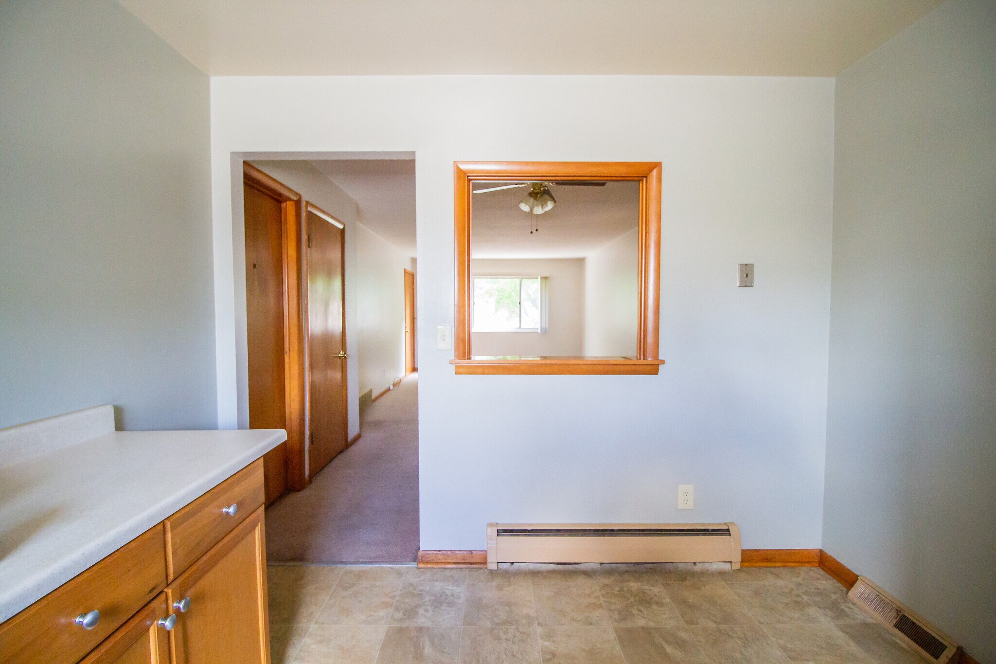 Building Photo - 3048 Carskaddon Ave