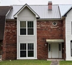 Building Photo - 1809 Haisten Dr