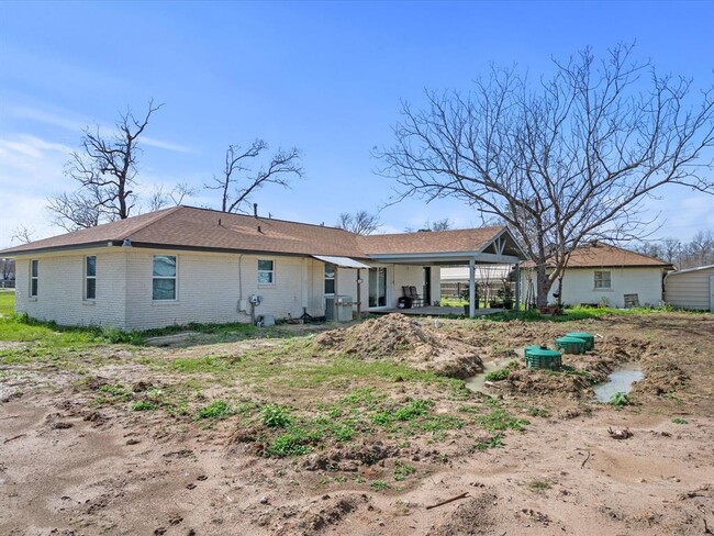 Building Photo - 12313 Unison Rd