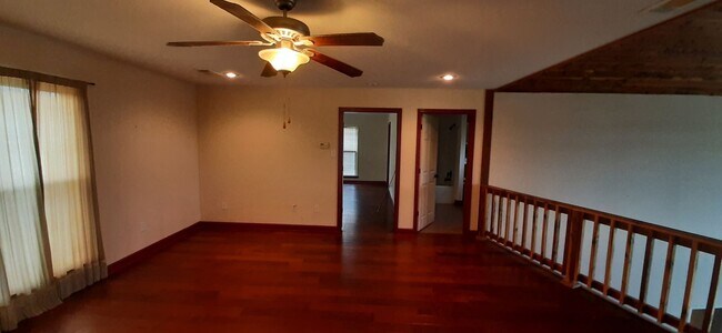 Building Photo - 30 Caudill Rd