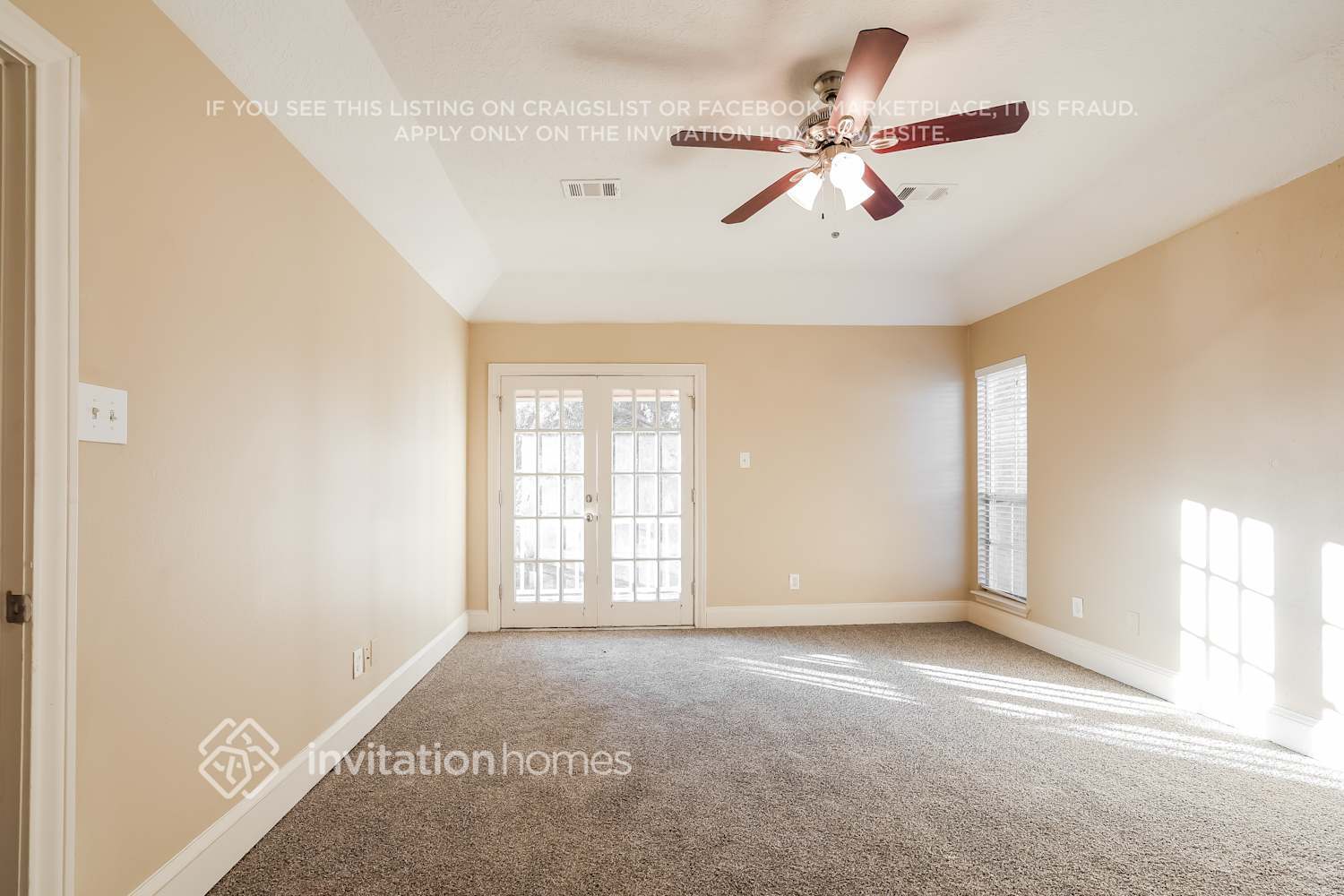 Building Photo - 18406 Spinner Ct Dr