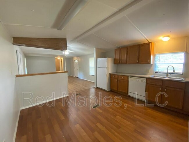 Building Photo - 840 Briny Ln