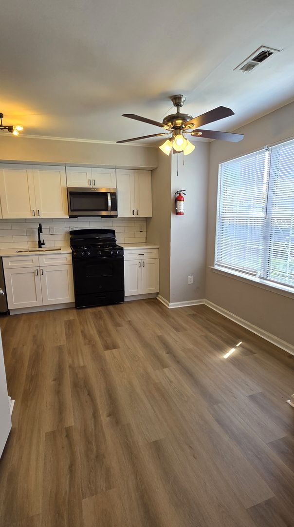 Building Photo - Charming Updated Home in Quiet Atco Neighb...