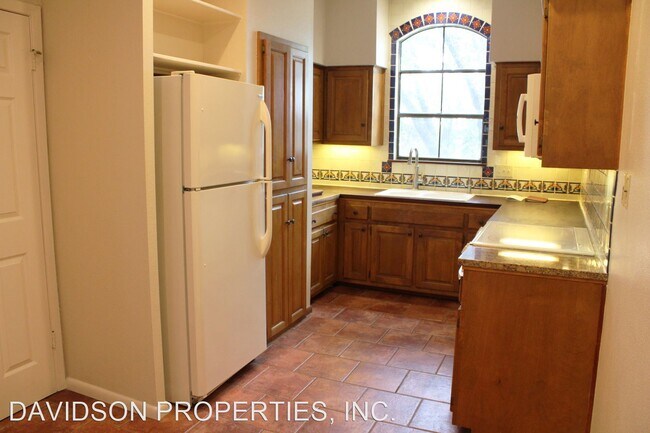 Building Photo - 2 br, 2 bath House - 100 El Prado #201