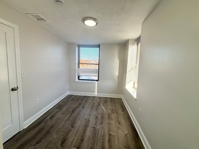 Building Photo - 94 Eastern Ave