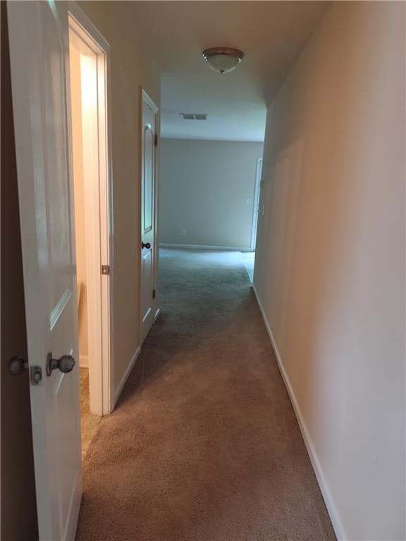 Building Photo - 5642 Laurel Ridge Dr