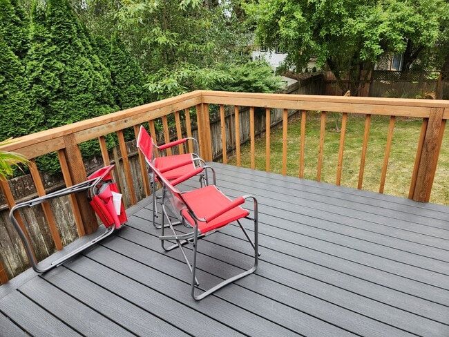 Building Photo - 6109 NE 204th St