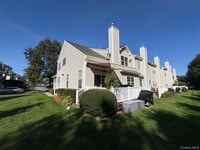 Building Photo - 109 Manitou Trail