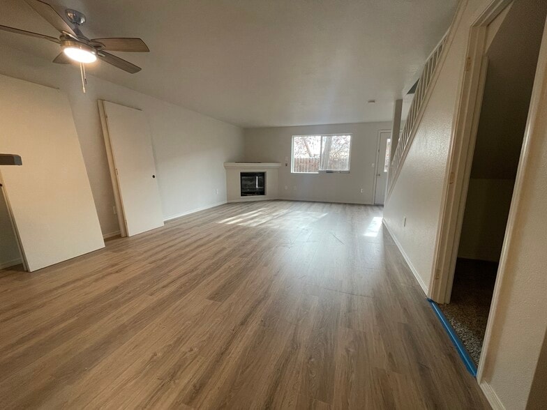 Greatroom - 508 NE Negus Loop