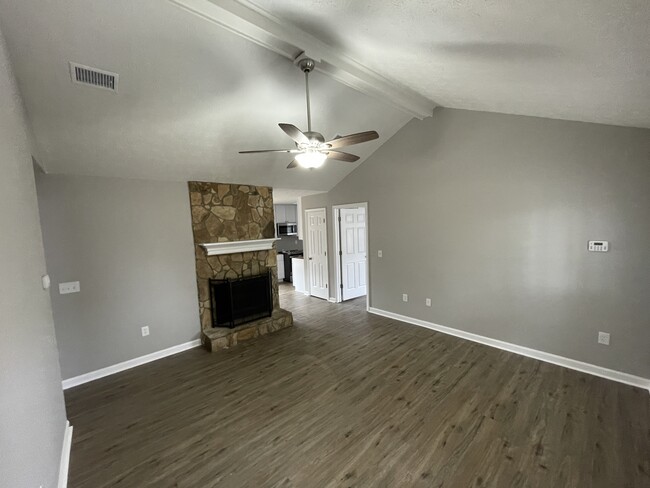 Living Room - 2580 Fairlane Dr