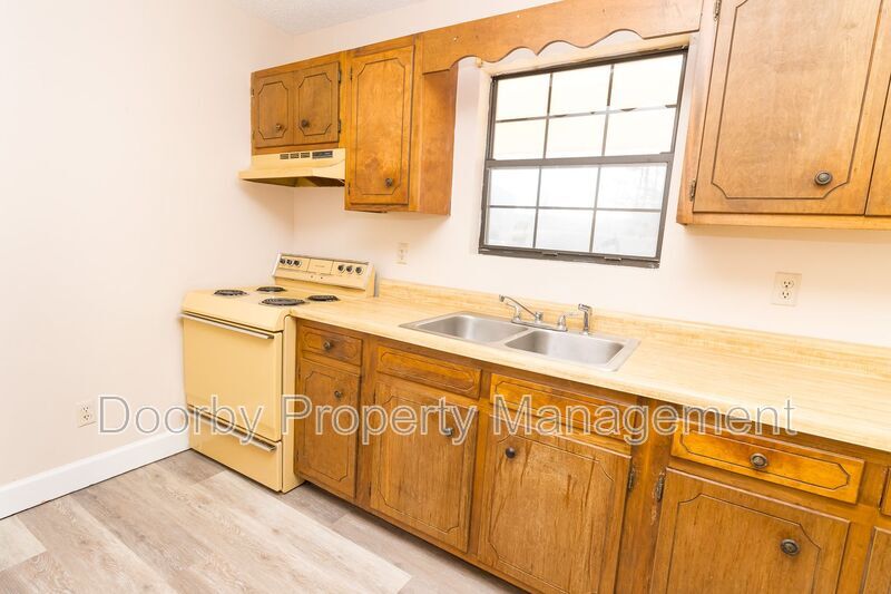 Building Photo - 5102 TN-58