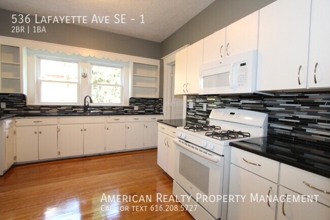 Building Photo - 536 Lafayette Ave SE