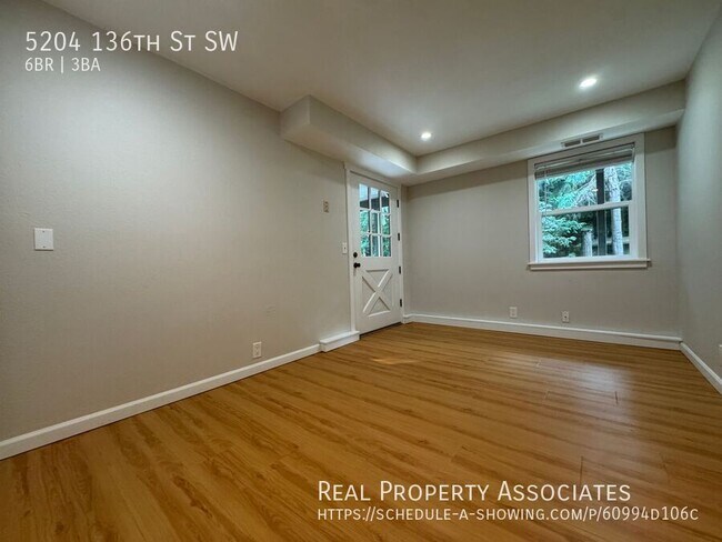 Building Photo - 5204 136th St SW