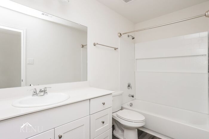 Building Photo - 6016 Mojave Dr