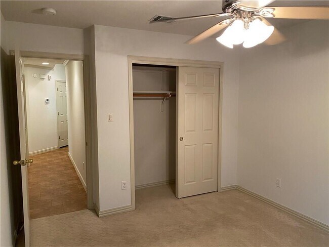 Building Photo - 9325 Meyrick Park Trail