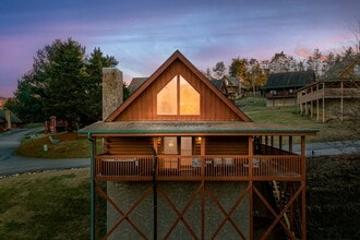 Building Photo - 1810 Trout Way