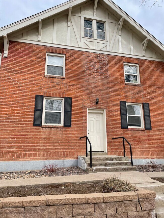Building Photo - Johnstown Apartments (KC-KS-RB)