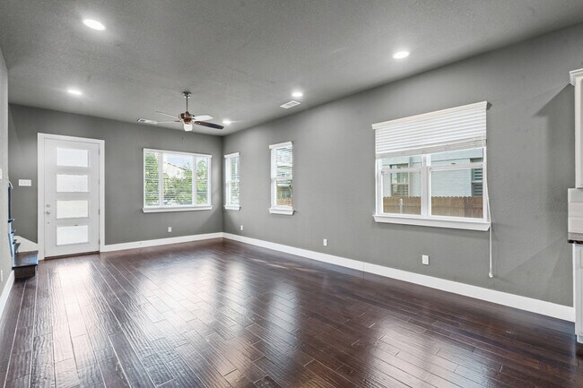 Building Photo - 126 Wimberly St