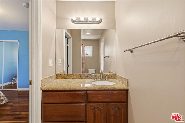 Building Photo - 4131 Mantova Dr
