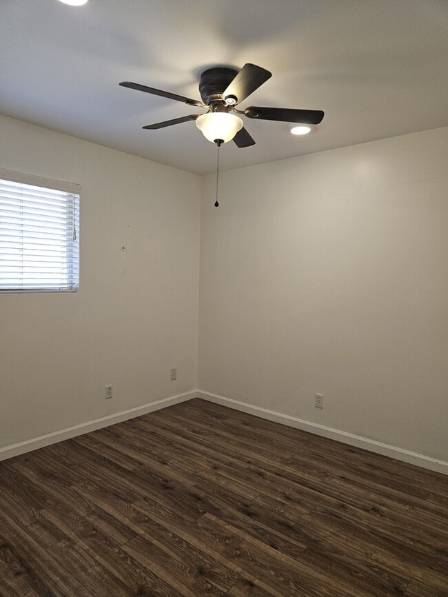 Building Photo - Very nice 2 Bed 1 Bath Downtown Chandler
