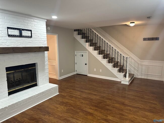 Building Photo - 1536 Four Mile Post Rd SE