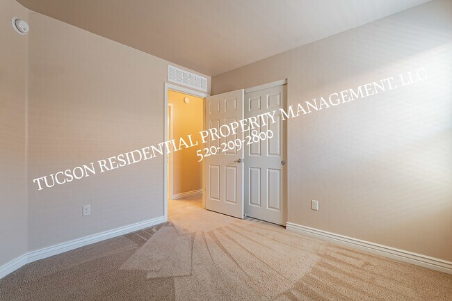 Building Photo - 6678 S Stone Fly Dr