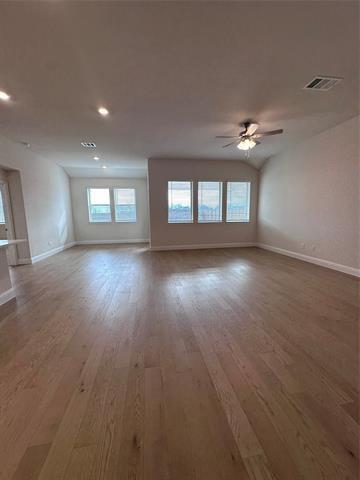 Building Photo - 3413 Longfellow Ave