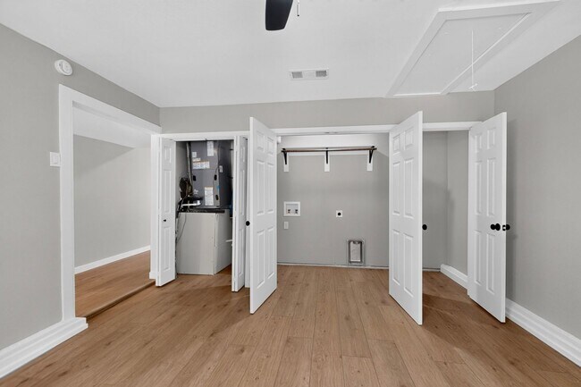 Building Photo - Plano Gem Ready To Be Your Home