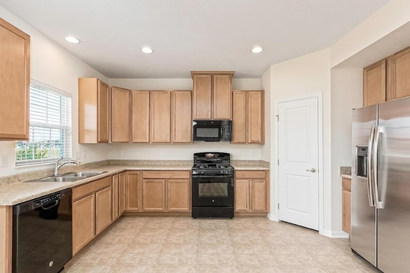 Building Photo - 6135 Brandon Dr