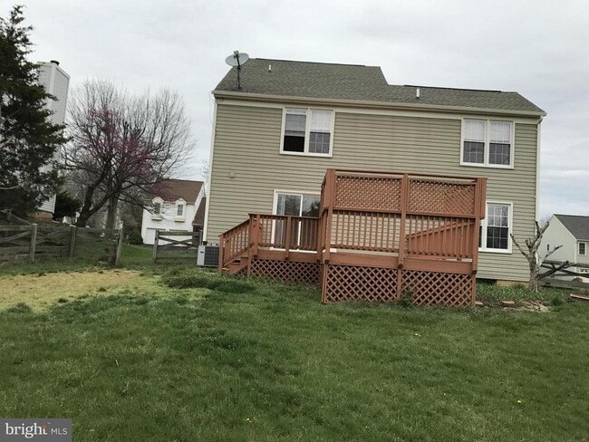 Building Photo - 13711 Springhaven Dr