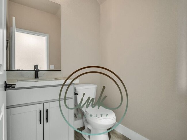 Building Photo - Brand New Townhouses in Gardnerville
